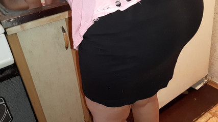 My Hot Stepmom in a Miniskirt Doesn't Even Know That I'm Masturbating Behind Her