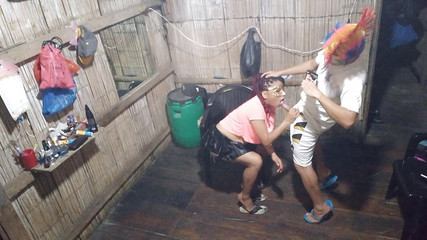 The Adventure of the Unfaithful Stepmother Is Captured on the Closed Circuit Camera