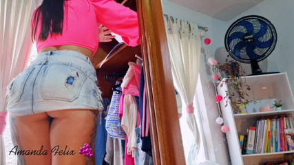 Big-assed and Naughty Diarist in a Mini Skirt Teasing